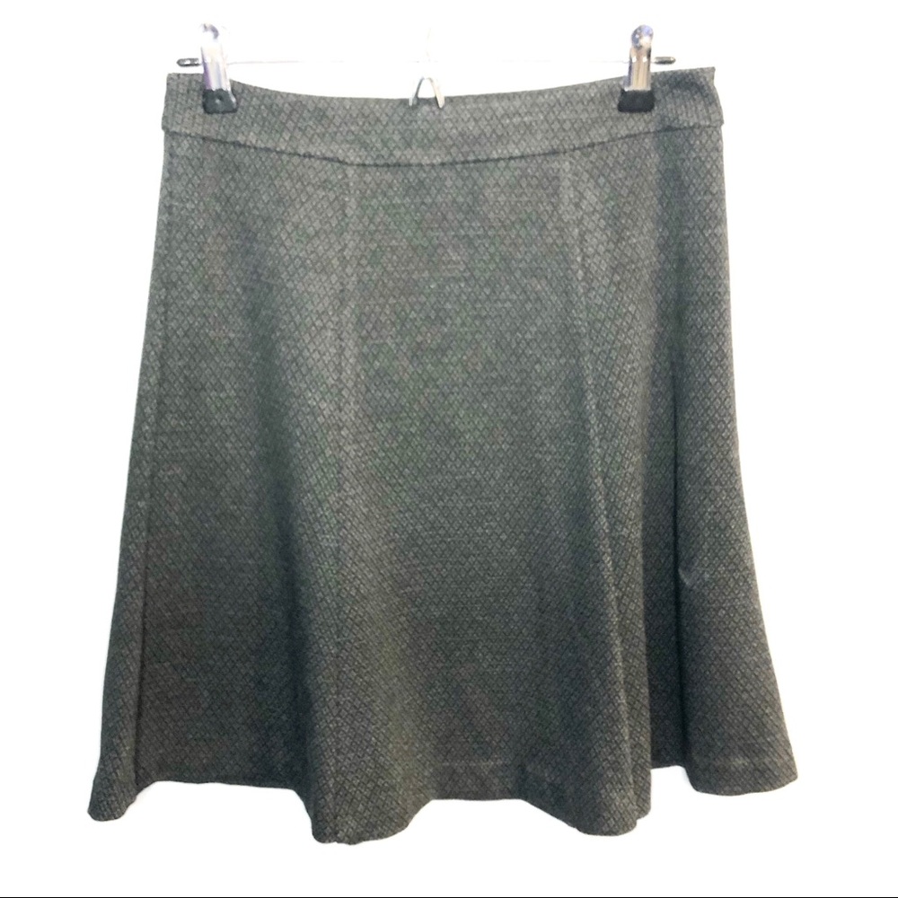 ✨3/$30 Reitmans Grey and Black Mini-Skirt